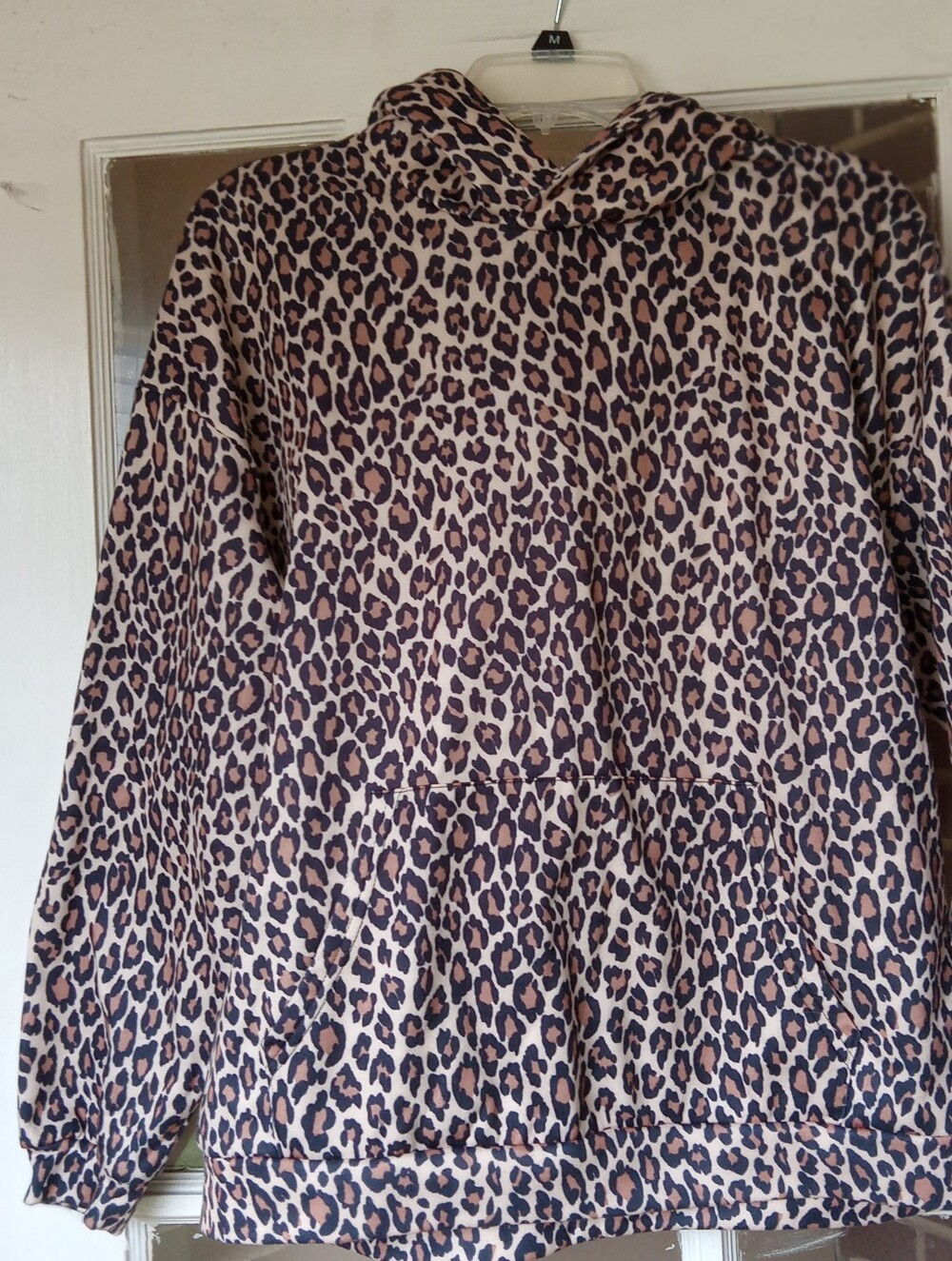 Leopard Print Pullover Hoodie Cozy Animal Print Sweatshirt SZ XL
